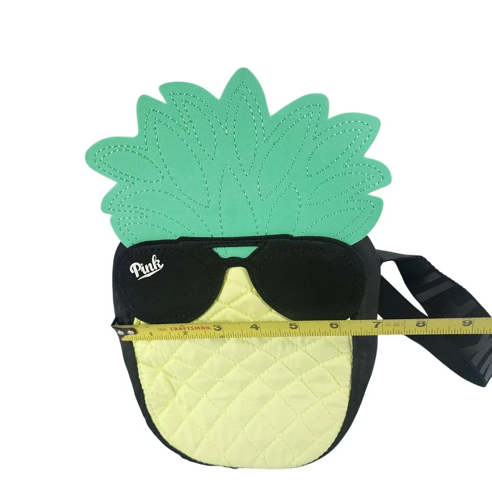 Victorias Secret PINK Pineapple Cooler Bag Insulated Vinyl Lining Black Yellow